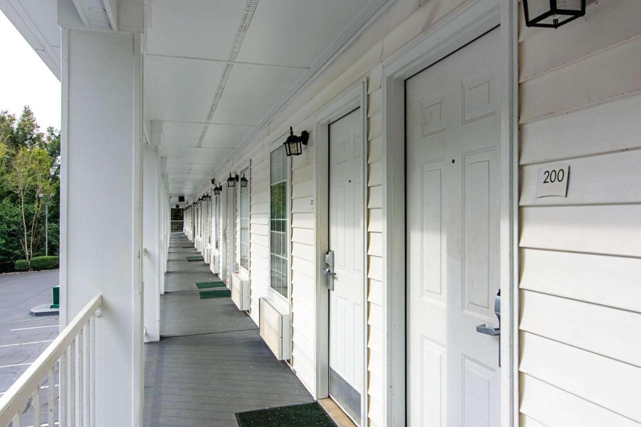 Quality Inn Thomaston Exterior foto